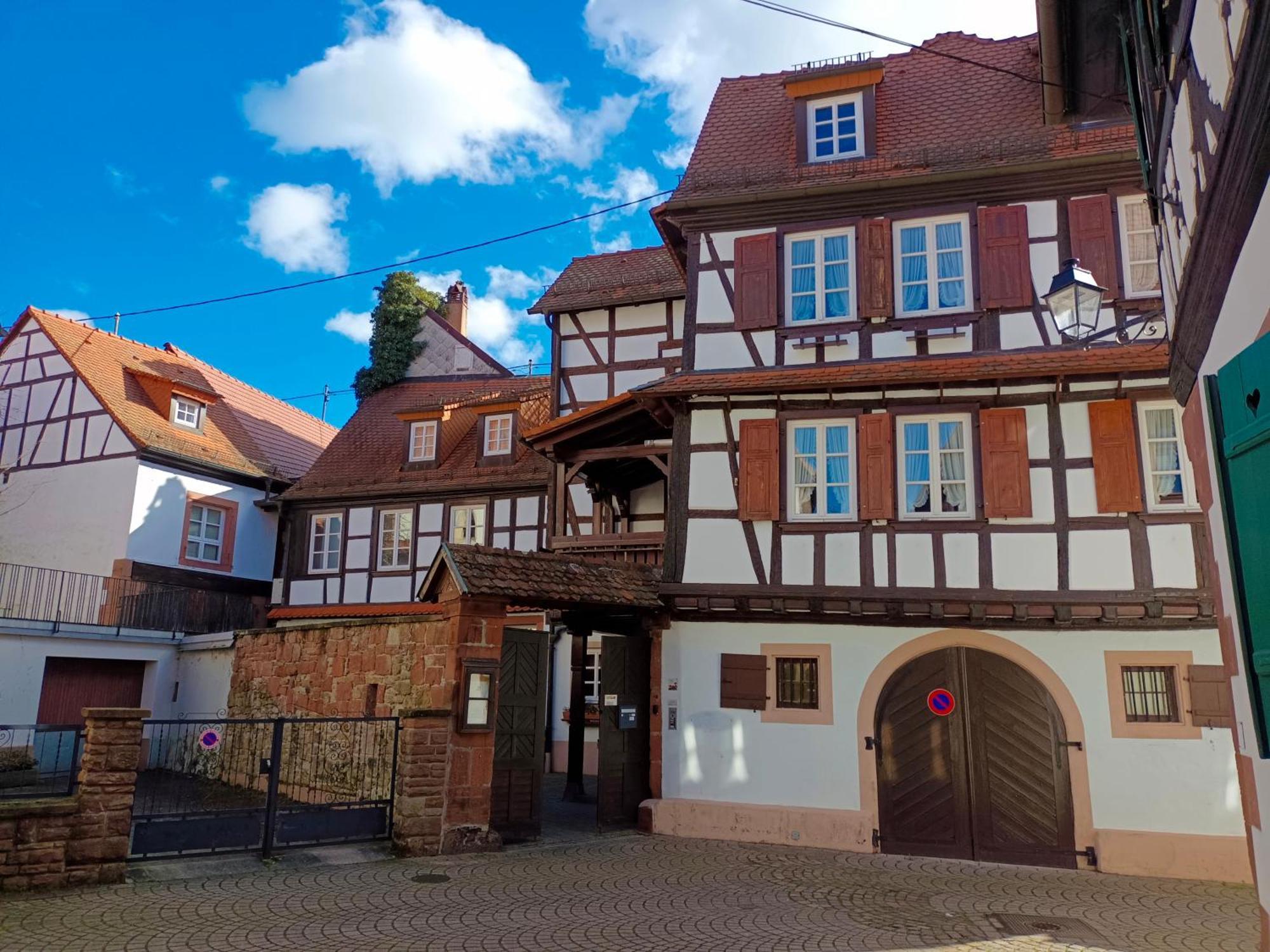 Maison A Colombages Wissembourg Exterior foto